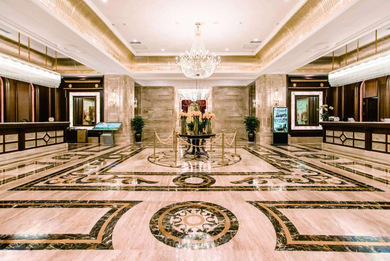 Wyndham Grand Kunming East Hotel Exterior photo